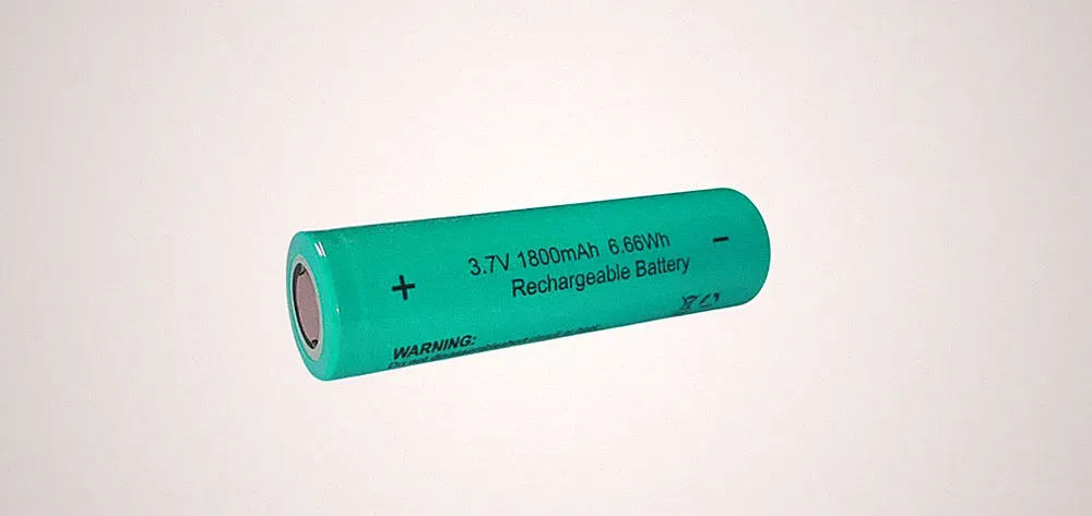 Akku 3,7V 2950mAh wiederaufladbar Li-Ion Lithium-Ionen erhöhter Pluspol