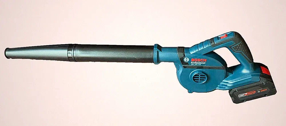 Bosch Professional GBL 18V-120 Laubbläser inkl. Pro Core 5.5 Ah Akku