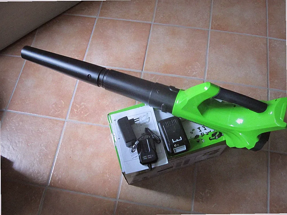 Greenworks Laubbläser, 24Volt. Akku+ Ladegerät. 161 km/h. Sehr Leicht, Stark.Neu