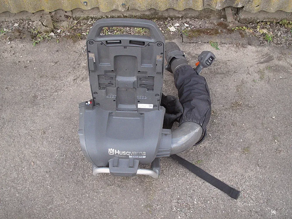Husqvarna 550i BTX Akku Laubbläser