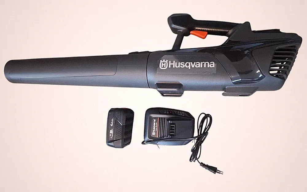 Husqvarna Akku Blasgerät Aspire B8x-P4A inkl.Akku u. Ladegerät Laubbläser
