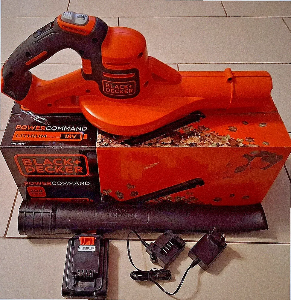 Laubbläser Akku Black+Decker
