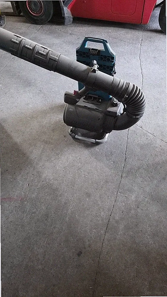 Makita UB002C Akku Rucksackgebläse Laubbläser 36V Connector nur mit PDC1200
