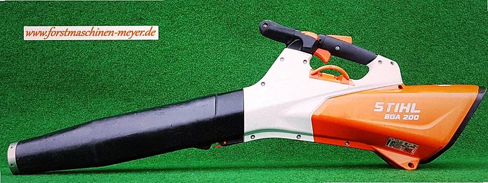 Stihl BGA 200 aus 10/2021 sehr guter Zustand Akku Laubbläser Blasgerät 3950